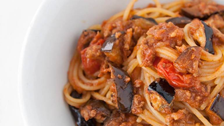 Spaghetti with Caciocavallo Silano PDO